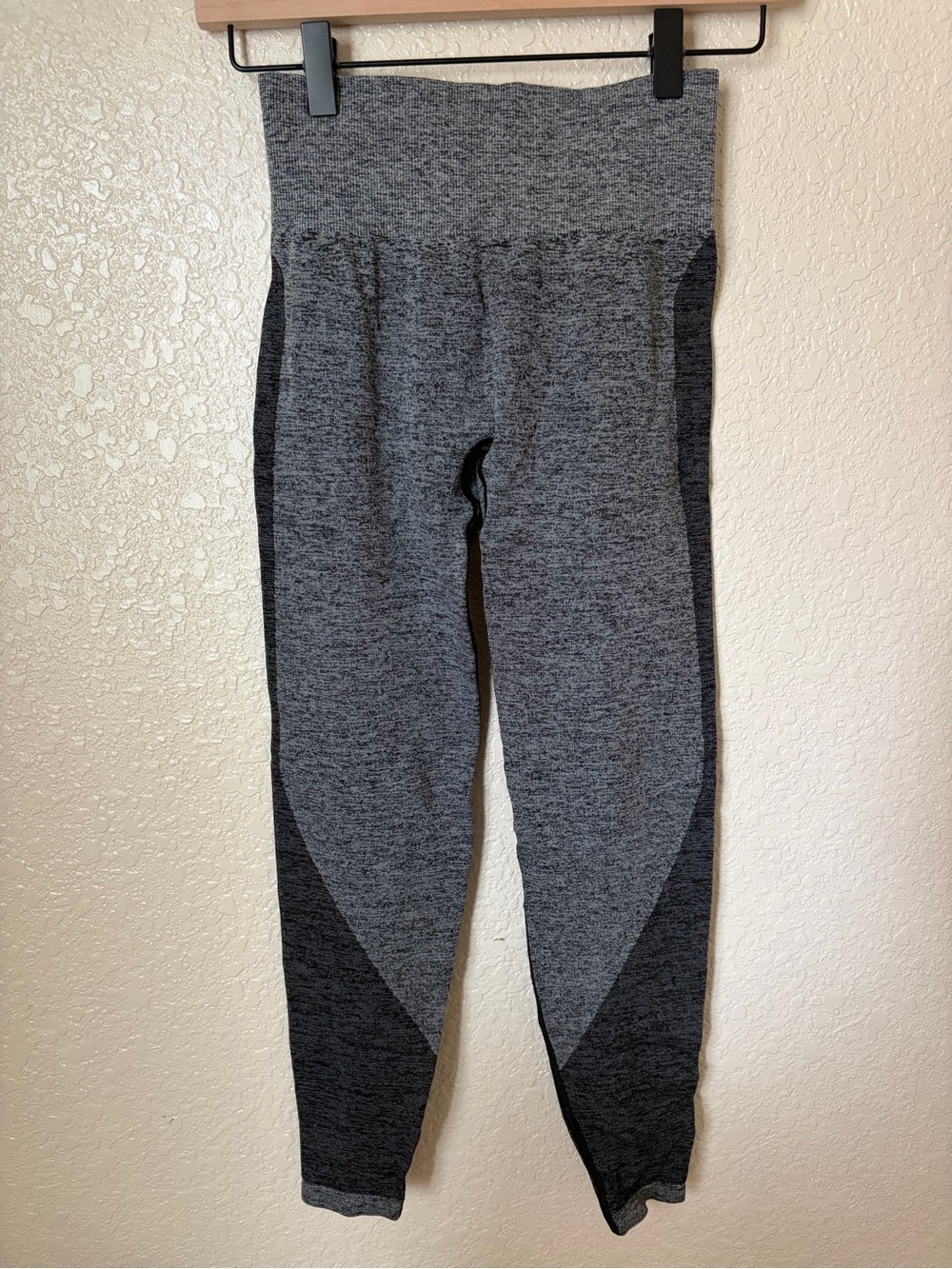 Pink Victoria Secret Grey and Black Seamless High-Waist Leggings